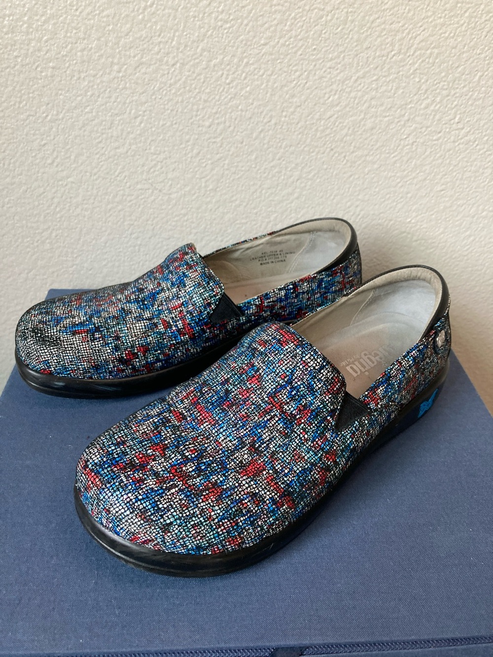 Alegria Keli Professional Whole Shebang Clog abstract geometric sz 40 US 9.5 10
